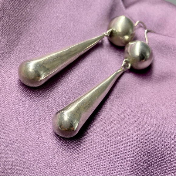 Vintage Sterling Silver Hollow Puff Ball & Teardrop Earrings Handmade - Picture 4 of 15